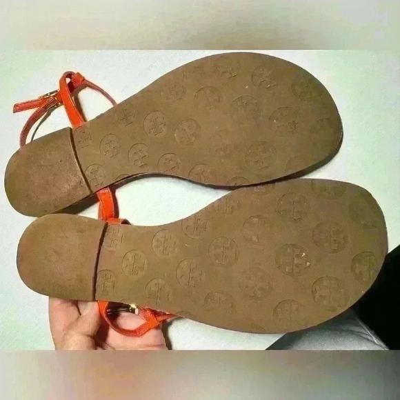 Tory Burch Emmy thong sandals - Picture 6 of 8